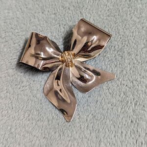 Vintage 1980's Silvertone Big Bow Brooche w/ Rhinestone Accents